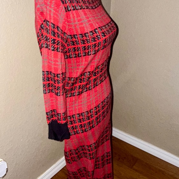 Venus M Bodycon Sweater Dress - Like New Elegance - Picture 5 of 7